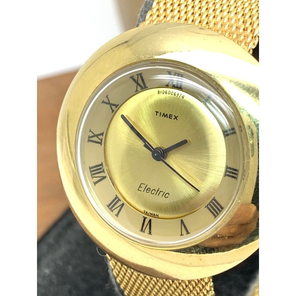Timex Women's Watch Vintage Quartz Roman Analog Dial Gold Stainless Steel 33mm